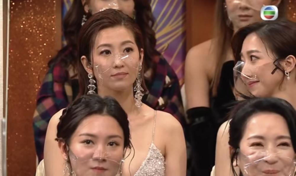 陈自瑶听到丈夫感谢自己时一脸淡定，他们之间有何纠葛？