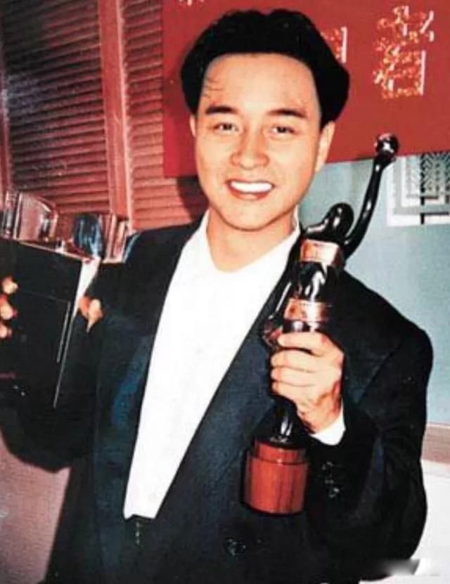 唐鹤德和张国荣发生过关系吗 同性恋的楷模