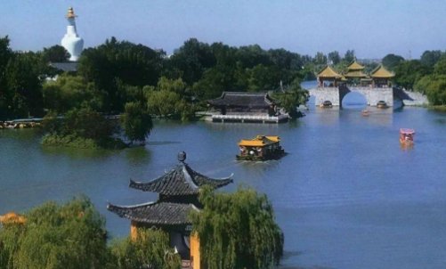 八省联考第一名是哪个省