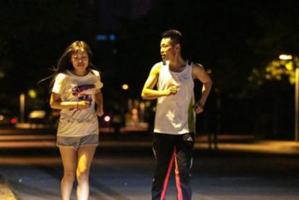 想成为一名陪跑师，是不是只需要身体素质好就可以了？