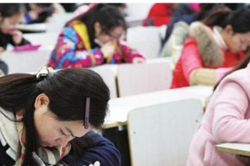 2021年6月份考的英语三级,成绩什么时候公布，如何查询？