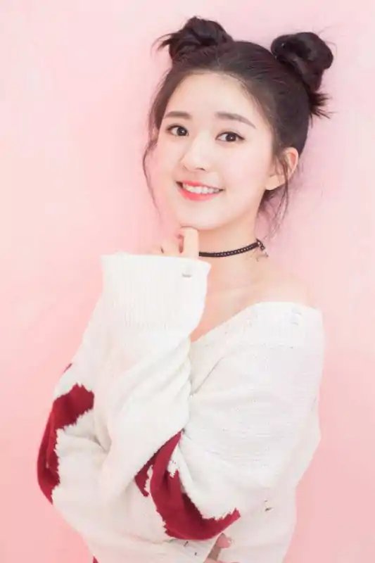 女明星带货报价单出炉，赵露思一条动态80万，其带货能力有多强？