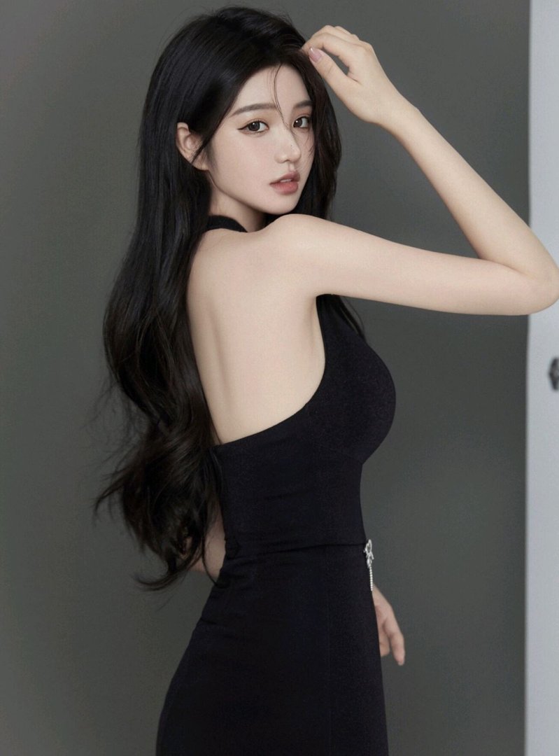 “多多少少”类似的词语有哪些？