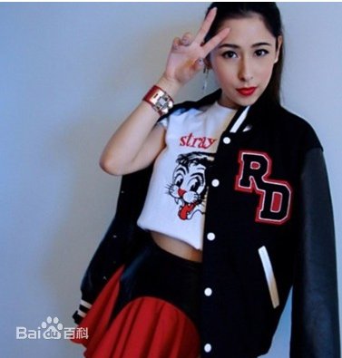 程颖婕为何是混血