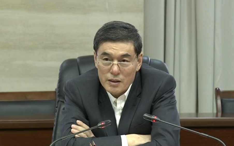 解直锟的老婆有几个