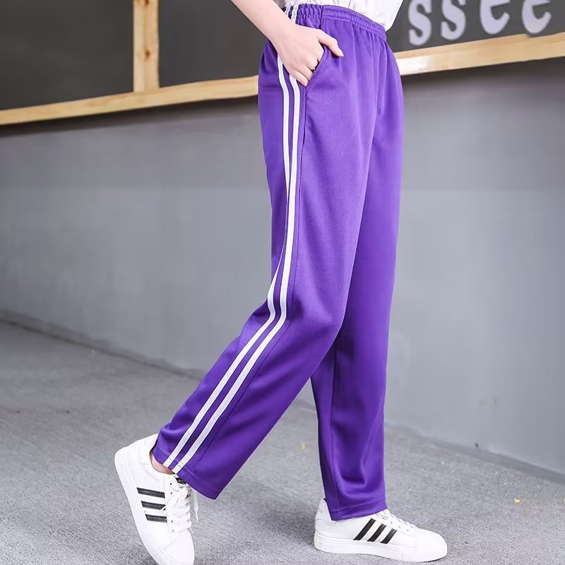 昨天我跟我的一个女同学去外面旅游，但是昨天晚上我和她在宾馆开了个房而且还发生了关系，现在想起来我都