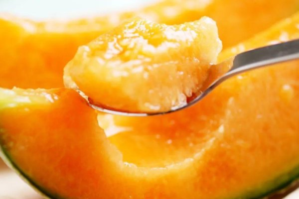 两颗芒果卖出1.2万元，什么芒果能卖这么贵？