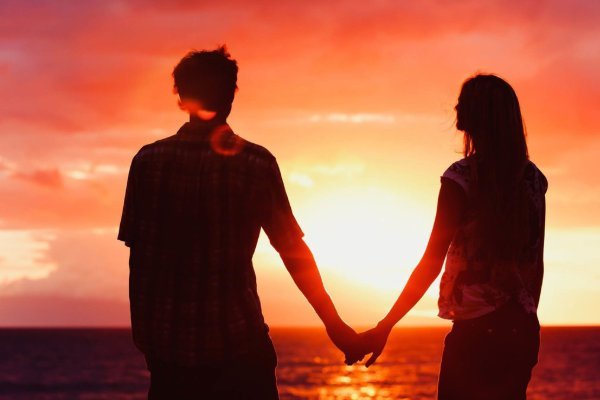 有一个病娇的情侣对象是什么体验?