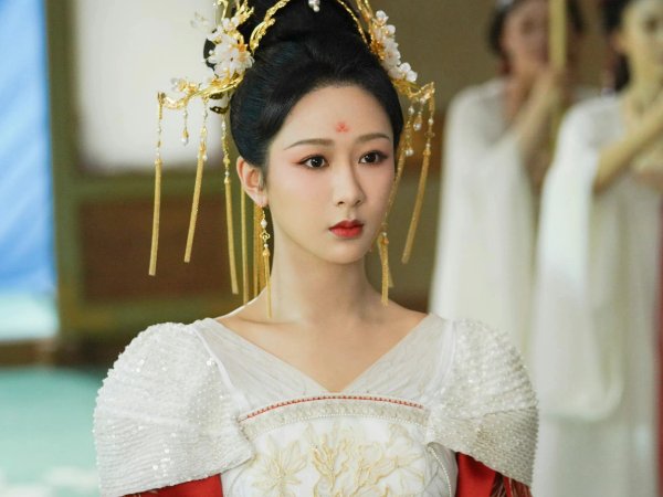 高辛王怎么认出小夭的