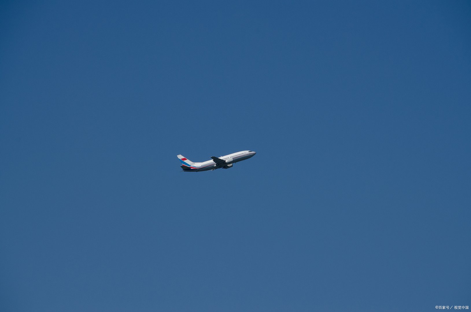 殡仪馆确认收到坠机乘客物件，将联系家属认领，全部归还家属的难度有多大？