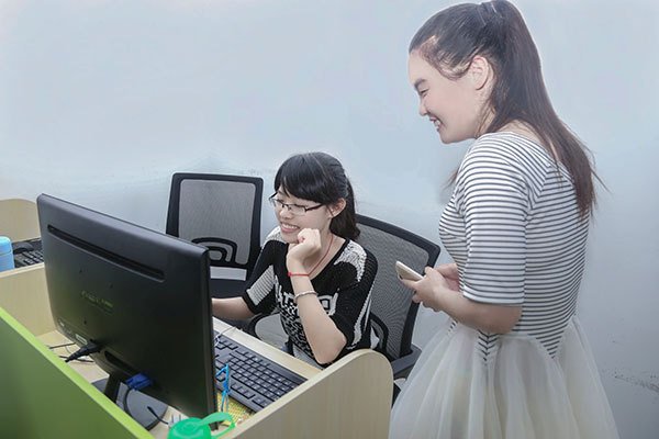 当一个颜值很高的程序员是怎样的一种体验？