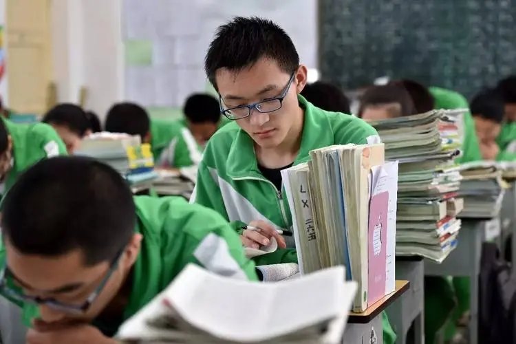 2021年高考理科二本分数线