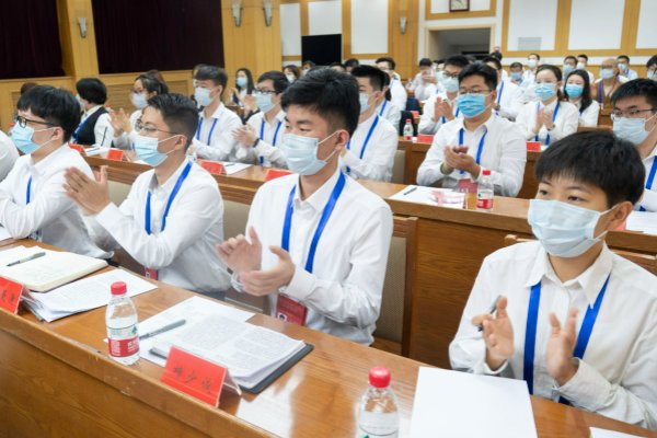 全国学联的基本任务包括哪些内容