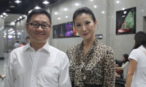 文颐 的文凭是真的么?