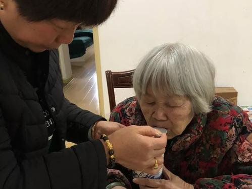 保定疯婆婆最后一句是什么？