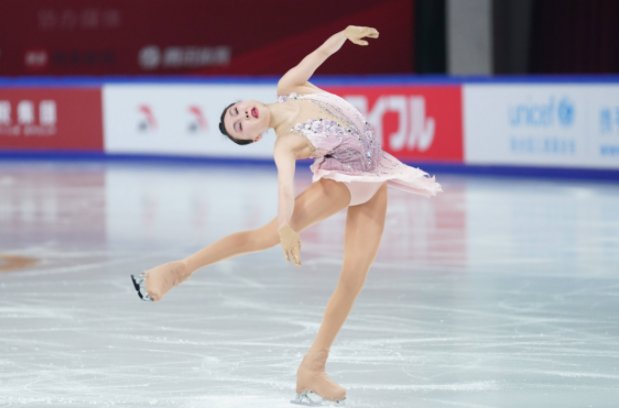 陈虹伊是不是在东京奥运会拿了金牌？