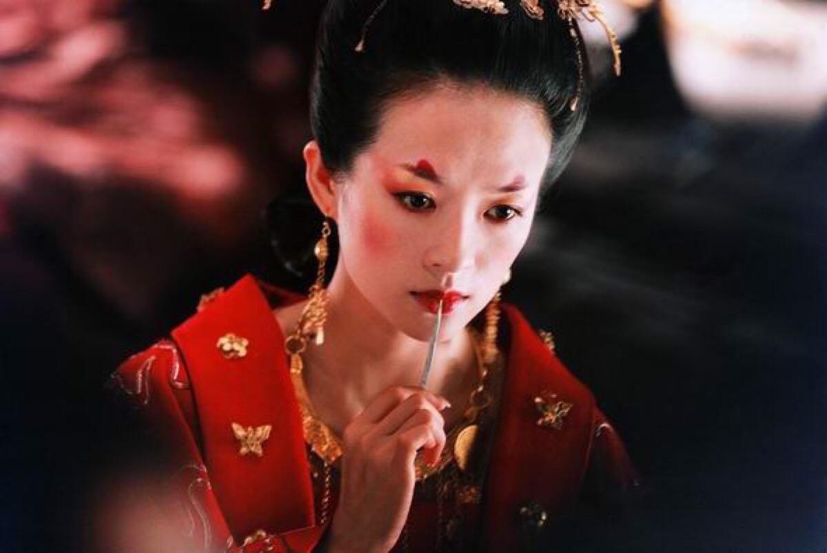 《夜宴》中最后是谁下令杀死皇后婉儿？