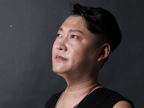 伤心的雪花原唱