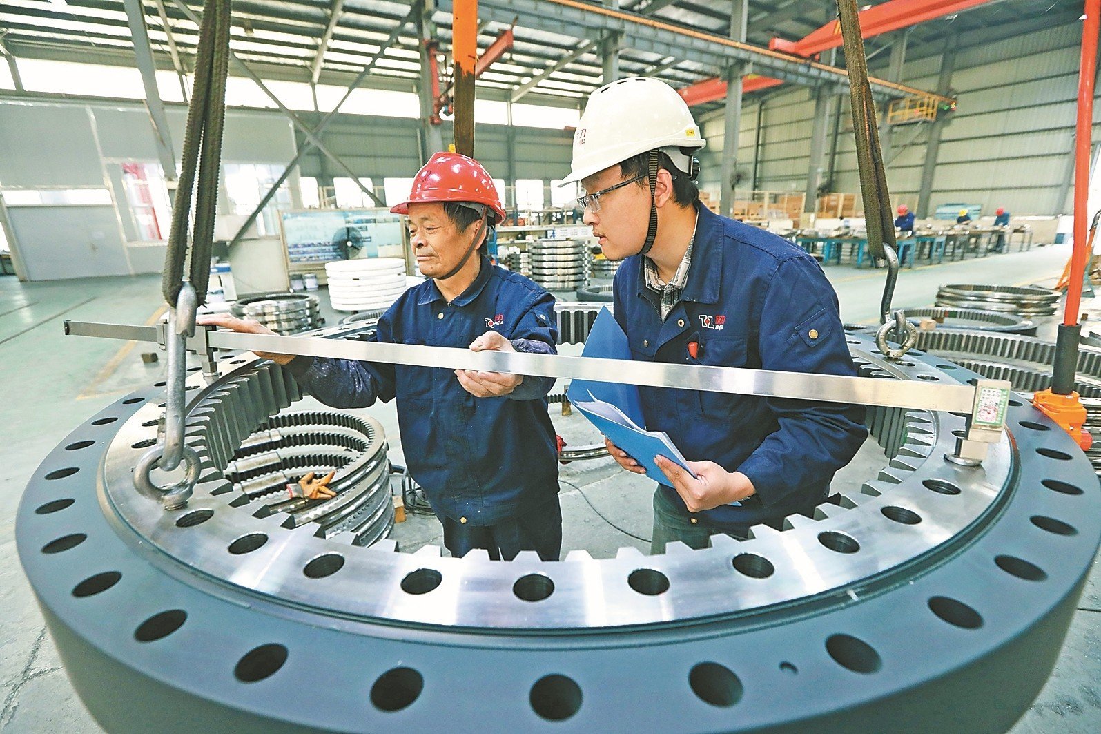 未来我们要把什么作为国家发展的战略支撑