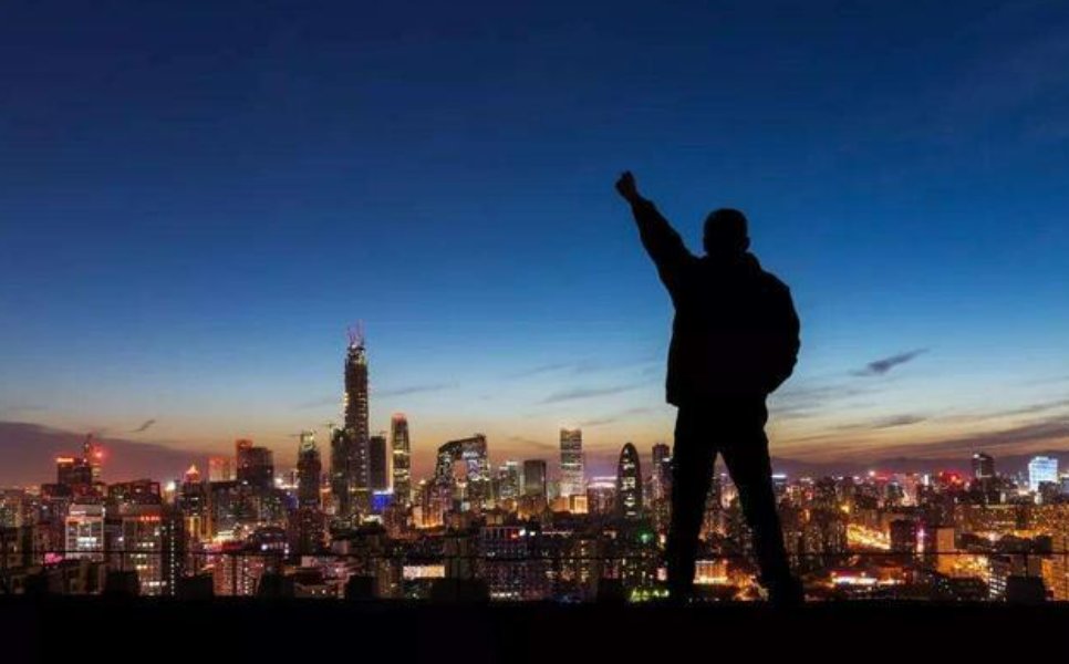 “星光不问赶路人，时光不负有心人。”