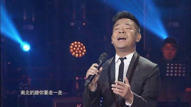 “朝花夕拾杯中酒”是哪首歌的歌词?