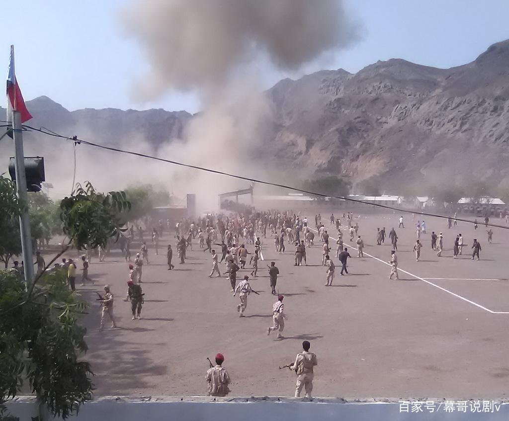 孔子学院遇袭楼体受损全校停课，事故发生时场面一度有多混乱？