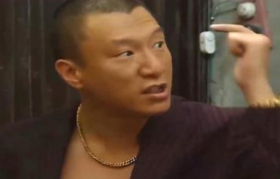 落地请开手机.讲的是什么内容??