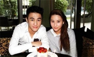 何超莲何猷君是什么关系 她的妈妈是家中的四太