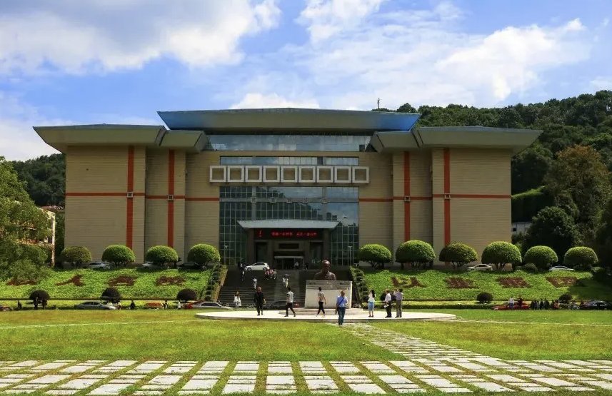 吉首大学预科分数线是多少分