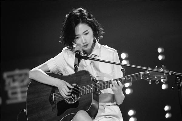 说万茜是“海王姐姐”的原因是什么呢?