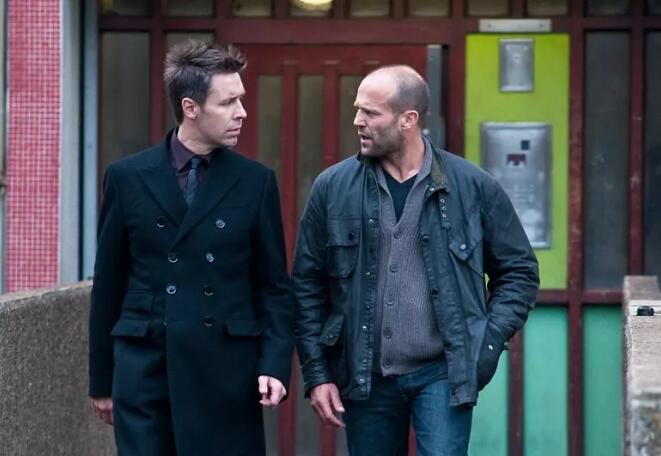 一位杀手专门杀警察 杰森斯坦森主演的电影