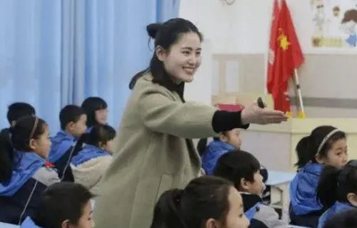 感谢老师辛苦负责的话有哪些？