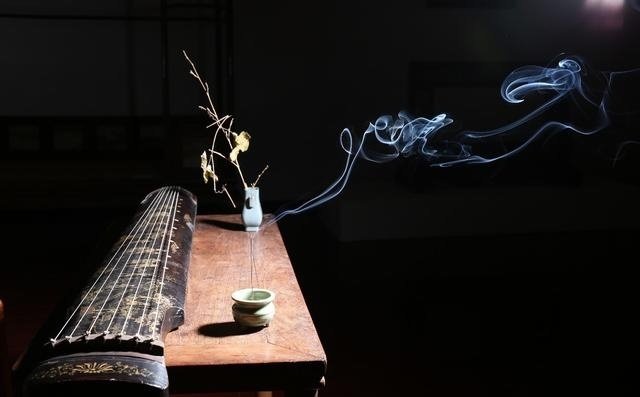 “与世无争”是什么意思？