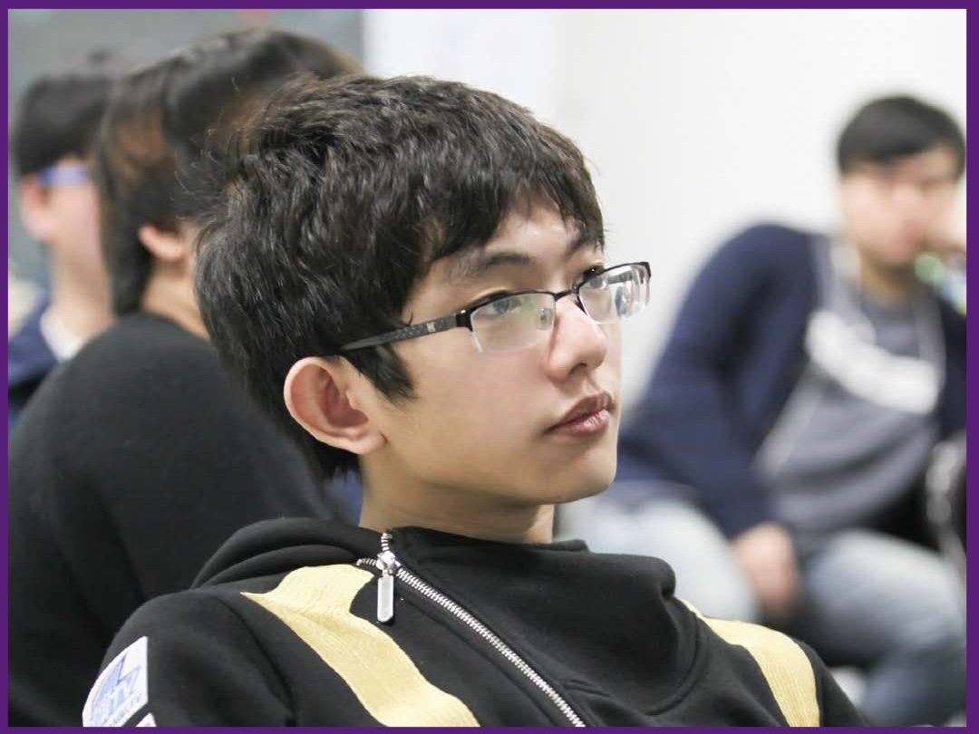 edg夺冠阵容几个中国人