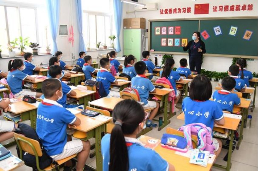 上学外出佩戴小玩具的感受