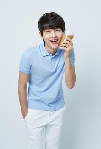 宋仲基有整容吗