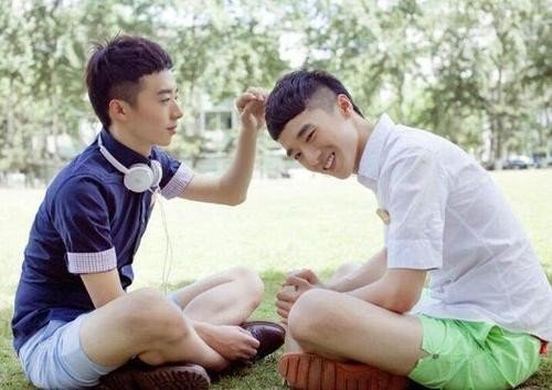 孪生兄弟是什么意思？