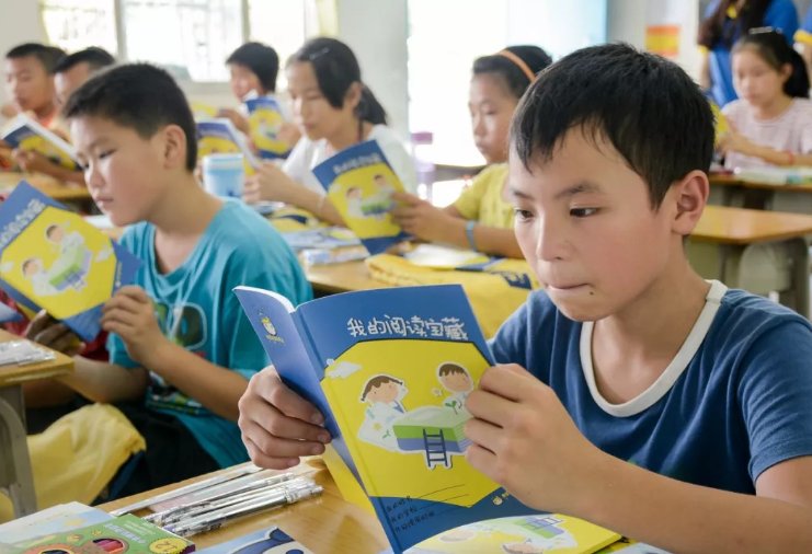 抖擞的拼音怎么写