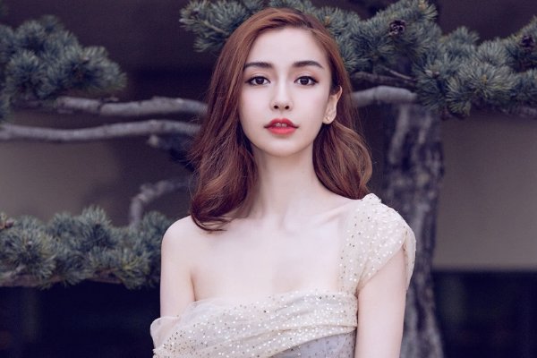 杨颖的身高是多少？