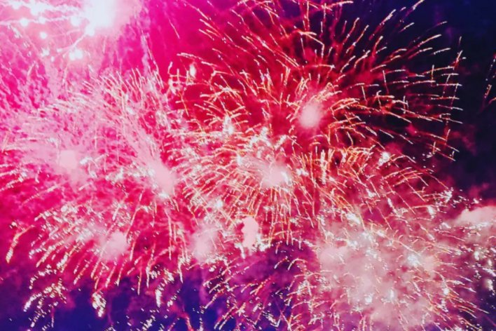 烟花唯美的短句10字