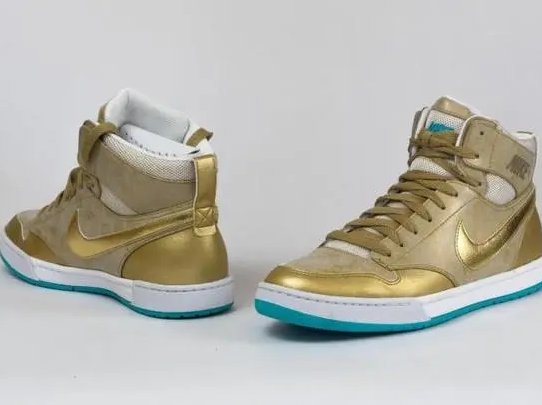 sneakers中文翻译