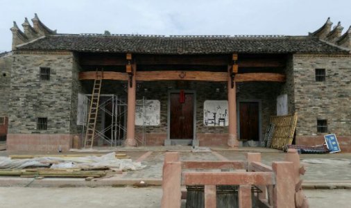 傍门依户的意思是什么生肖