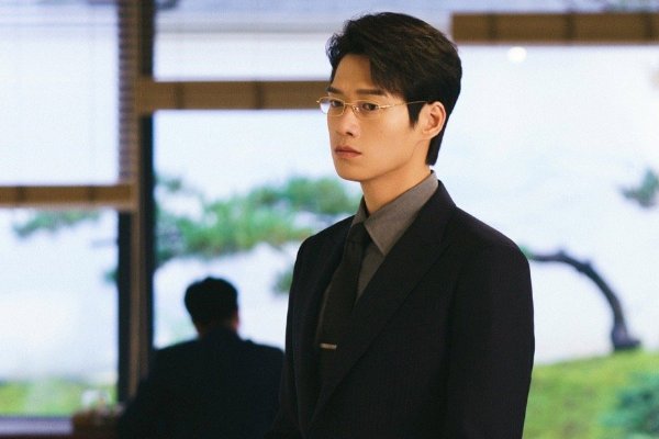 人间烟火主演是谁