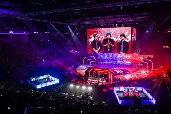 英雄联盟s2是几几年