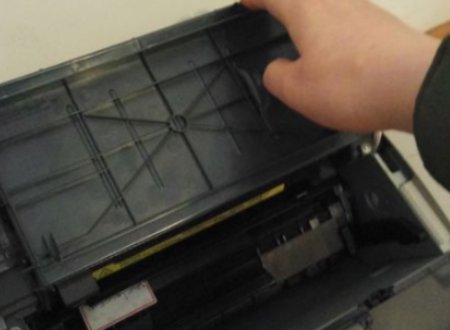 打印机提示toner low怎么办？