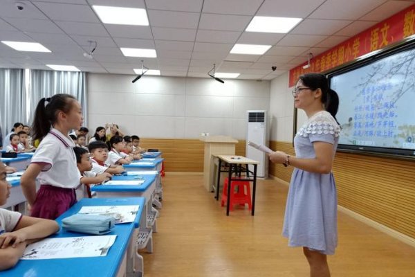 子萱出自哪首诗