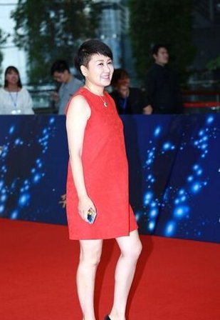 著名演员张凯丽结过几次婚？