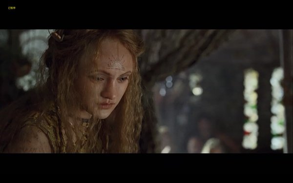 《云图》中周迅扮演哪三个角色？