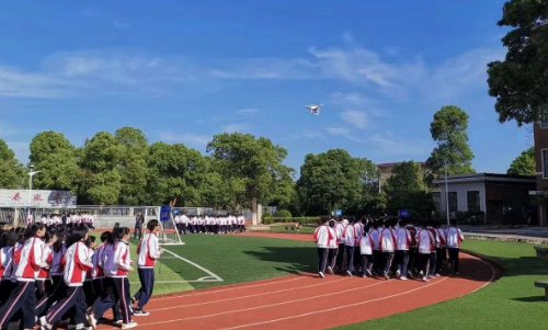 英才高中学校一年学费多少