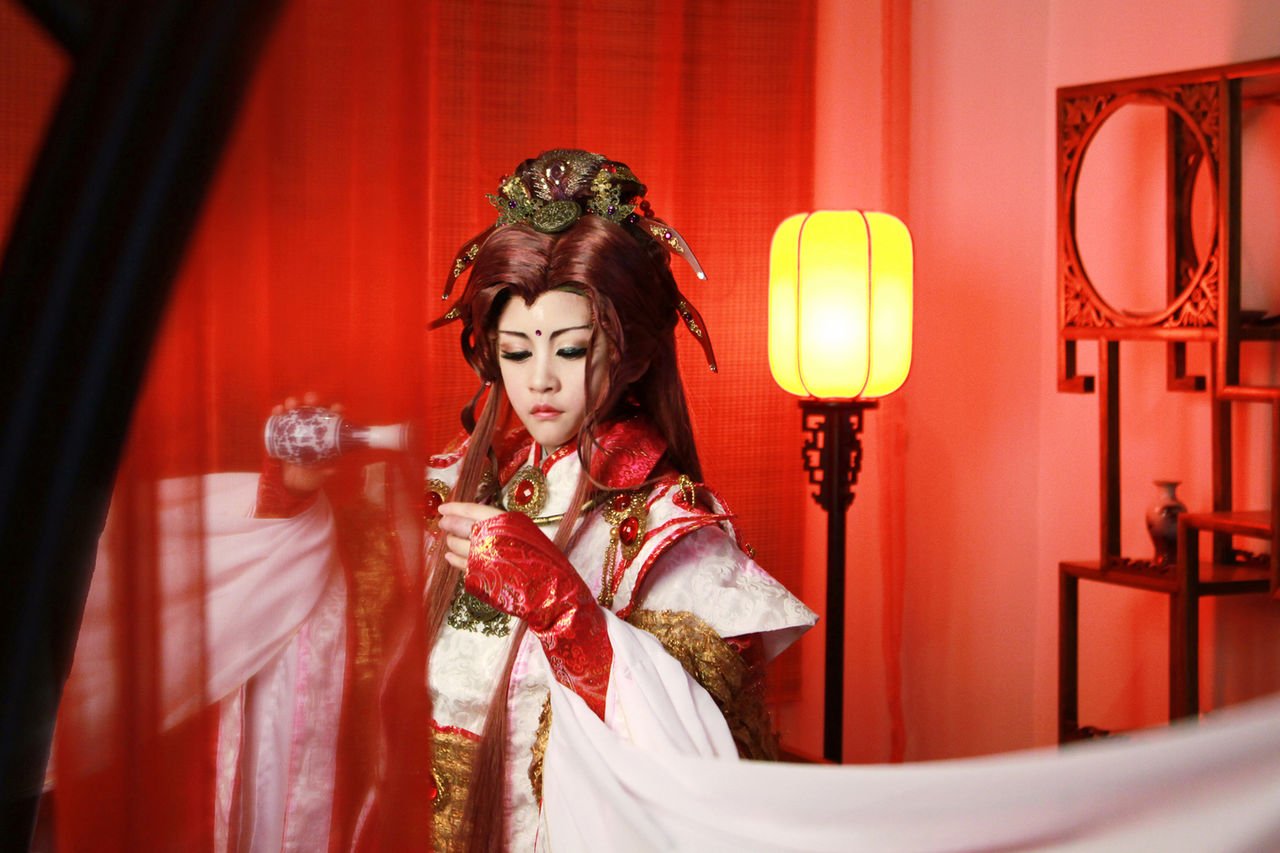 恶骨跟策梦侯之间有什么仇?